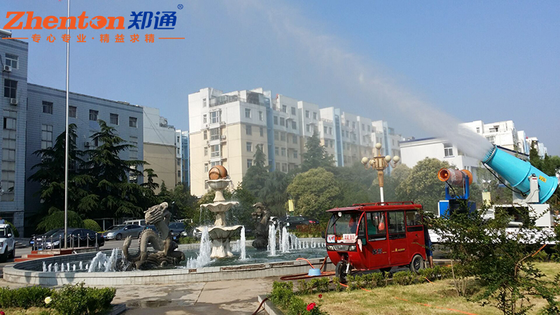 降塵除霾選鄭通霧炮機設備.jpg